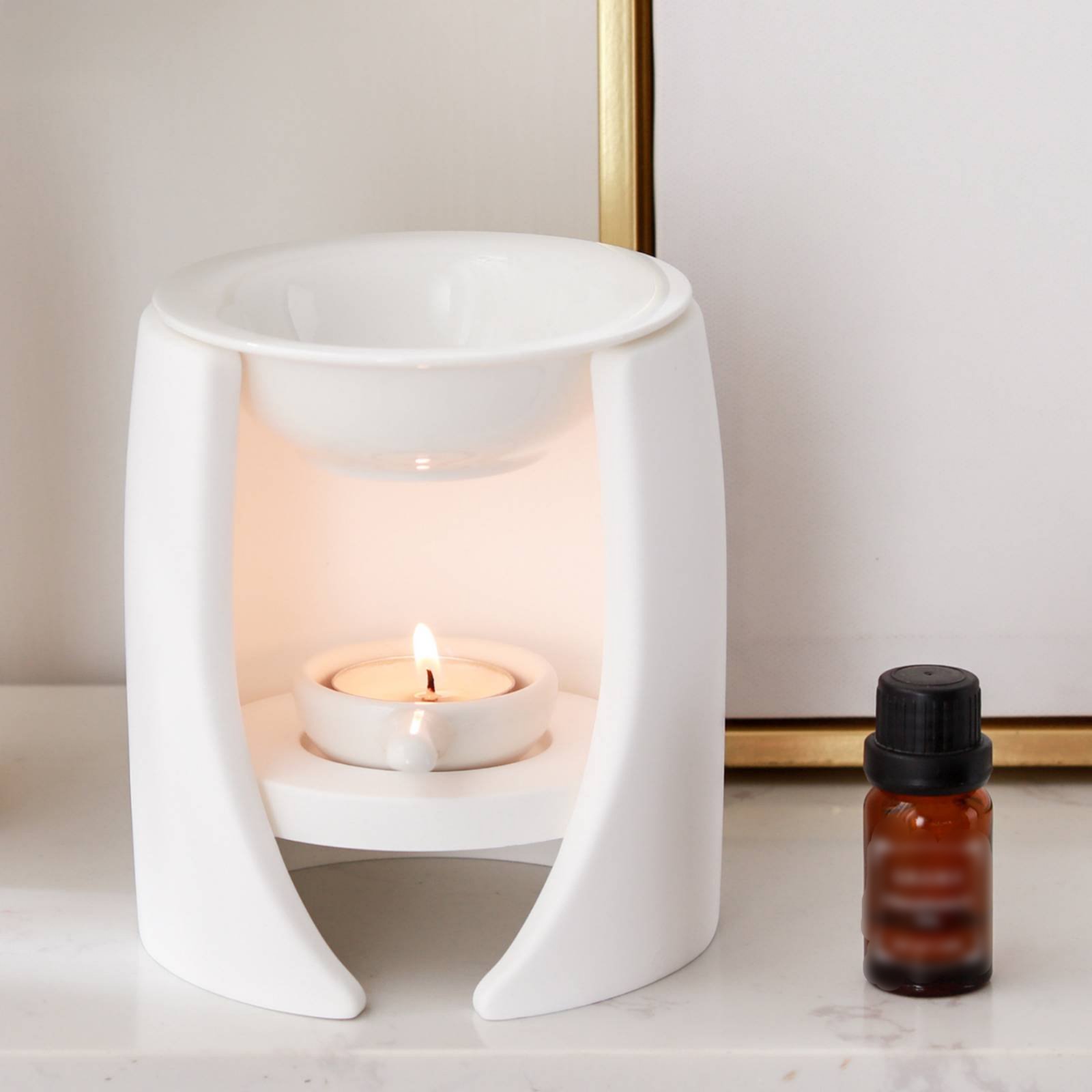 アロマランプ 使いやすい セラミックオイルバーナー ティーラ - Ceramic Oil Burner のレビューと価格