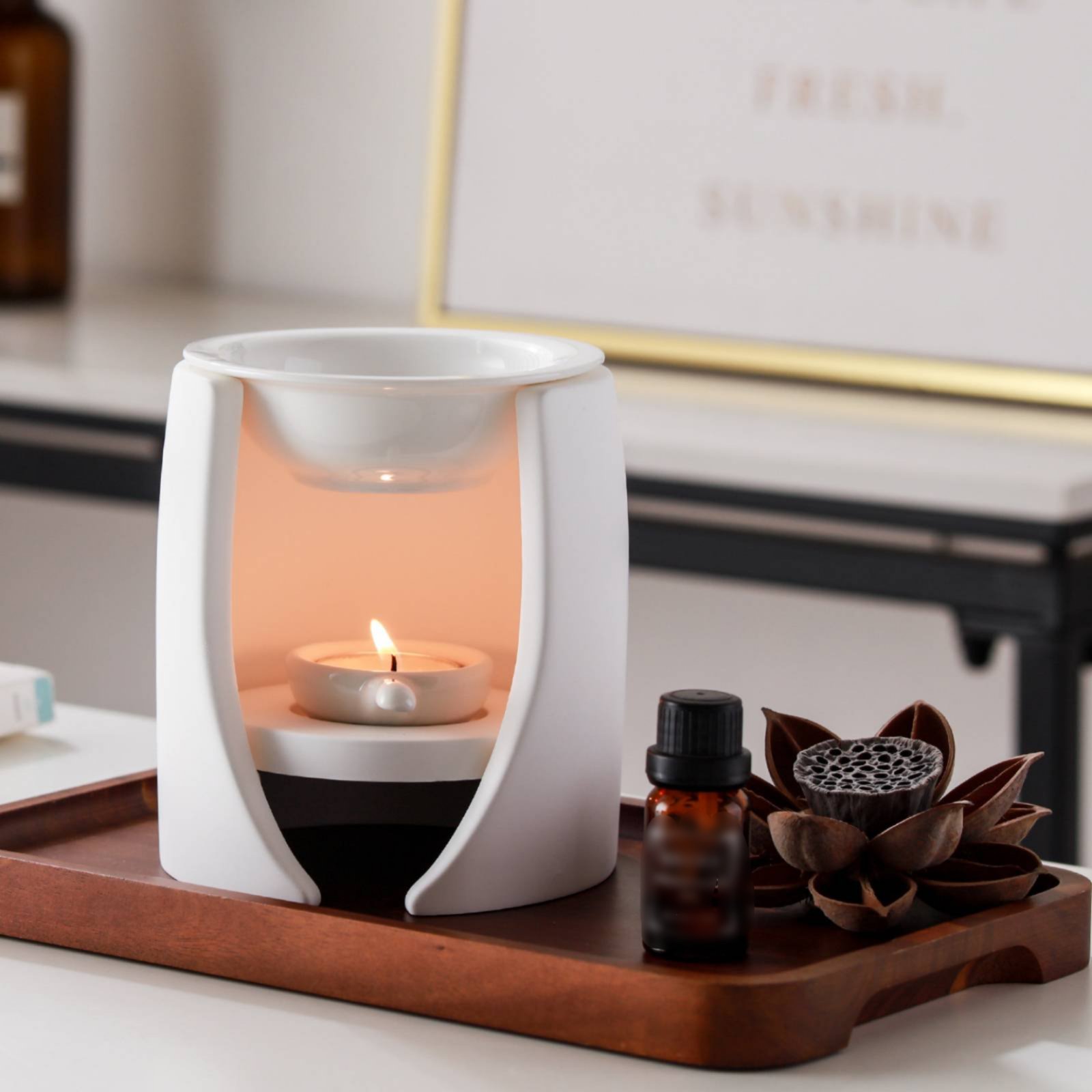 アロマランプ 使いやすい セラミックオイルバーナー ティーラ - Ceramic Oil Burner のレビューと価格